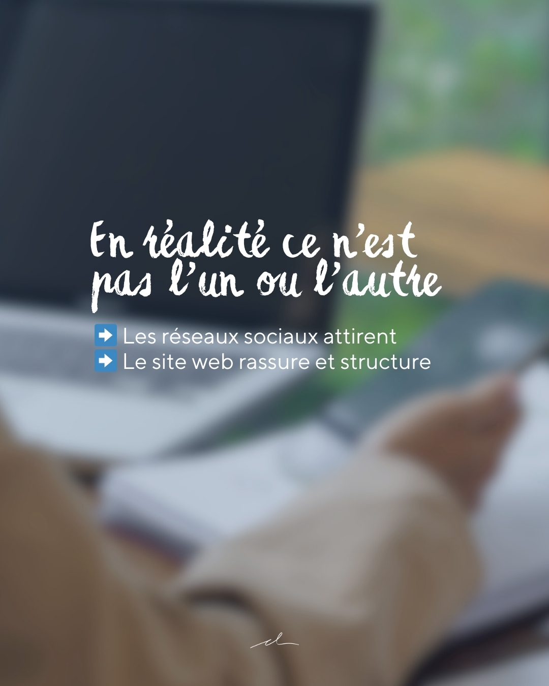 Site vitrine ou réseaux sociaux : faut-il vraiment choisir ?