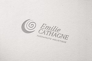 Logo Emilie Cathagne Thérapeute holistique